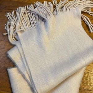 Light pink acrylic scarf